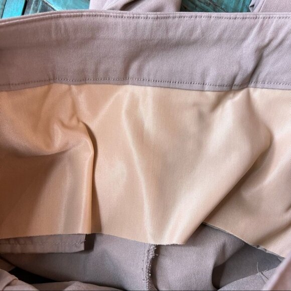 NORTHERN Reflections Beige Capris Size M Petite - Picture 5 of 9